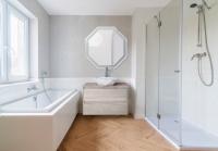 Зеркало BELBAGNO SPC-OTT-800-800-LED-TCH Зеркало с встроенным светильником и сенсорным выключателем, 12W, 220-240V, 800x30x800 