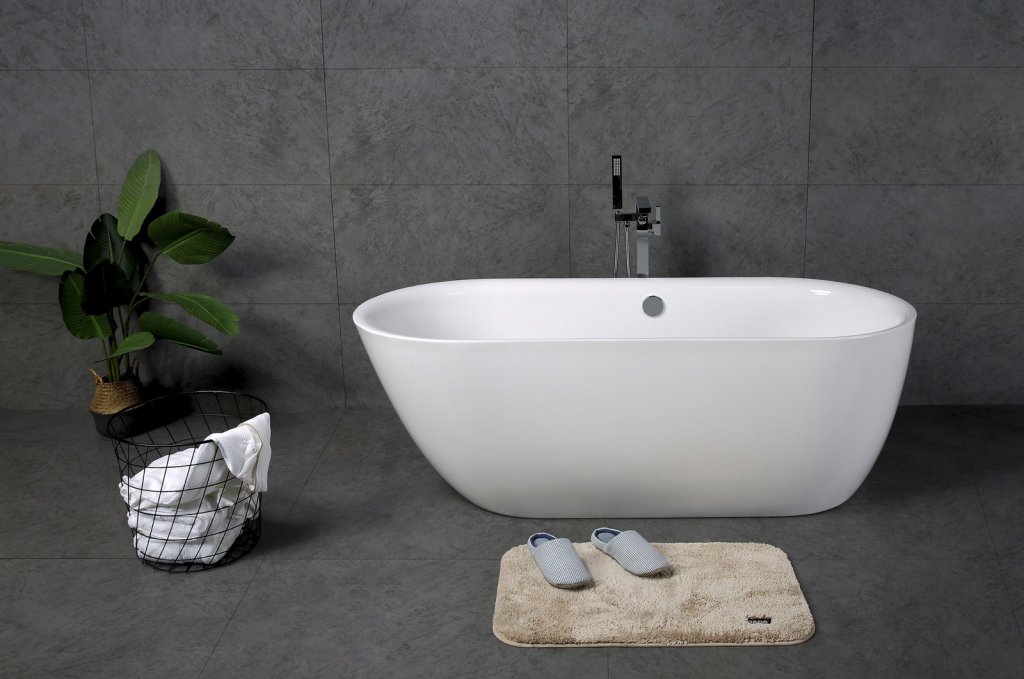 Ванна акриловая BelBagno BB203-1800-830, 180x83 см