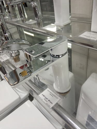 Смеситель для раковины BONNA BN1701 - 2 Белый