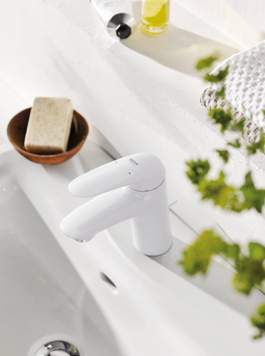 Смеситель для раковины Grohe Eurostyle 2015 23707LS3, с донным клапаном, белая луна