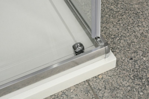 Душевой уголок BELBAGNO UNO-A-2 матовая условный размер, мм:900x900x1950 габариты с диапазоном регулировок, мм:(888-900)х(888-900) Ширина :501
