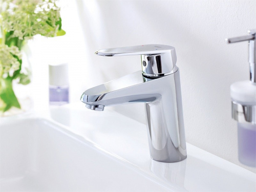Смеситель Grohe Eurodisc Cosmopolitan 3317820E для раковины
