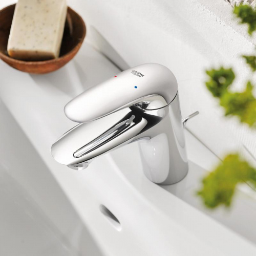 Eurostyle 2015 Solid Смеситель Grohe для раковины со сливным гарнитуром S-Size