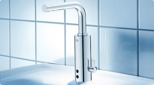 Смеситель Grohe Essence Е 36093000 для раковины, без смешивания