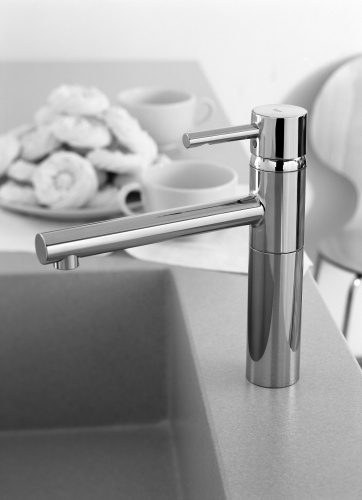 Смеситель Grohe Essence 32105 DC0 для кухни, суперсталь