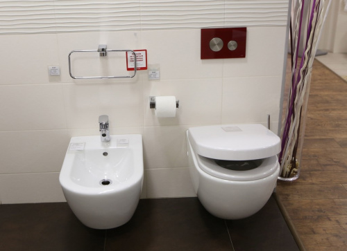 Унитаз подвесной Villeroy&Boch Subway 2.0 5614 R0R2 безободковый, ярко-белый CeramicPlus