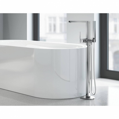Смеситель однорычажный Grohe Plus 23846003 для ванны, напольный